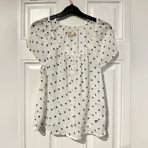 $3 - If Bundled | HOLLISTER | White Polka Dot Top | Small - Picture 3 of 6